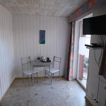 Sonnenmatte Nahe Badeparadies تيتيسي نيوستادت